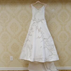 Forever yours size 4 wedding gown